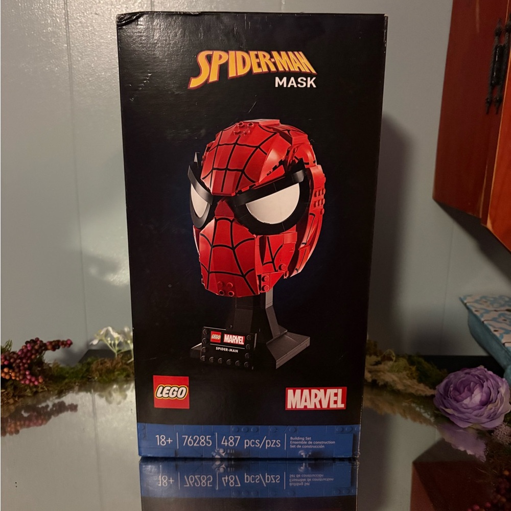 LEGO Marvel Spider-Man Red and Black Mask